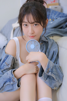 公交车站避雨第二集